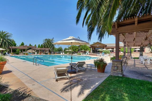 9644 Oakham Way, Elk Grove, CA 95757