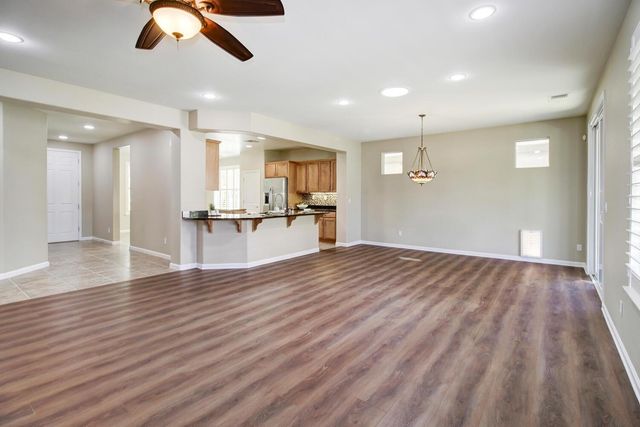 9644 Oakham Way, Elk Grove, CA 95757