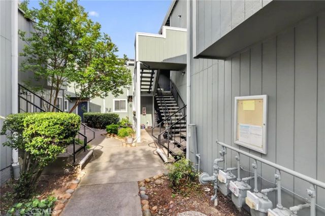 1080 Maywood Lane, Martinez, CA 94553