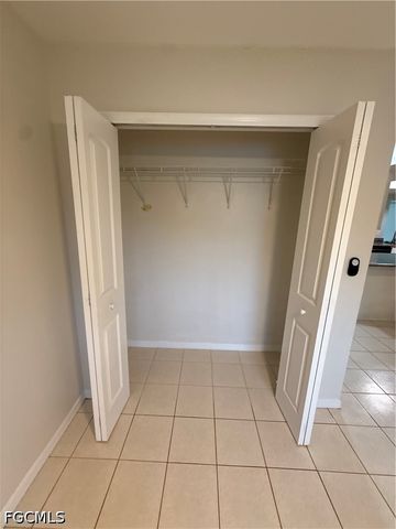 233 SW 43RD ST, Cape Coral, FL 33914