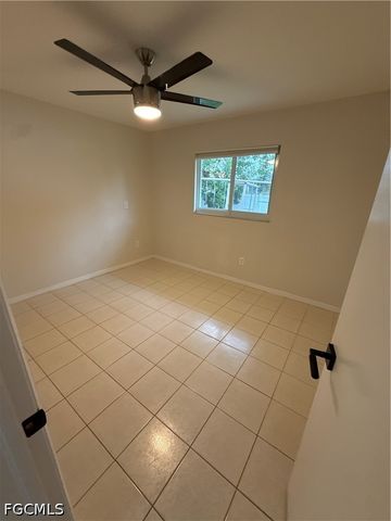 233 SW 43RD ST, Cape Coral, FL 33914