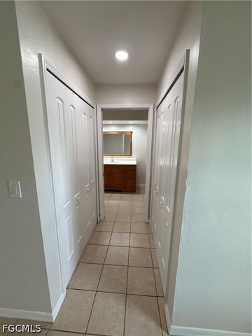 233 SW 43RD ST, Cape Coral, FL 33914