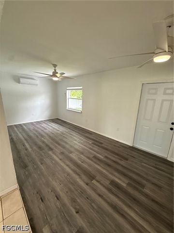 233 SW 43RD ST, Cape Coral, FL 33914