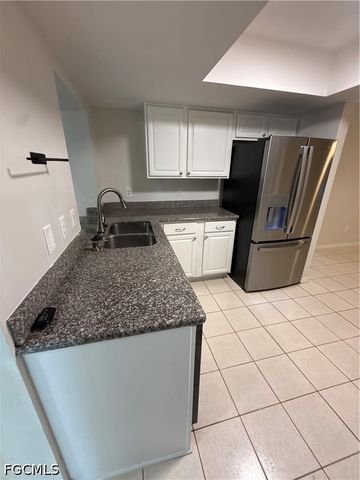 233 SW 43RD ST, Cape Coral, FL 33914