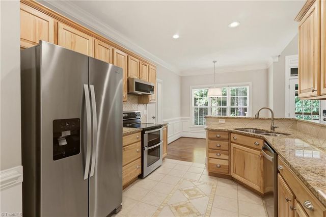 4693 Kellys Trail Court, Winston-salem, NC 27101