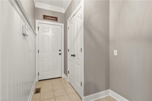 4693 Kellys Trail Court, Winston-salem, NC 27101