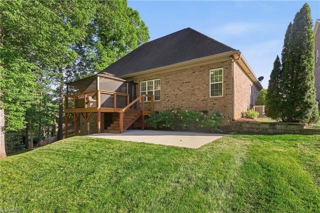 4693 Kellys Trail Court, Winston-salem, NC 27101