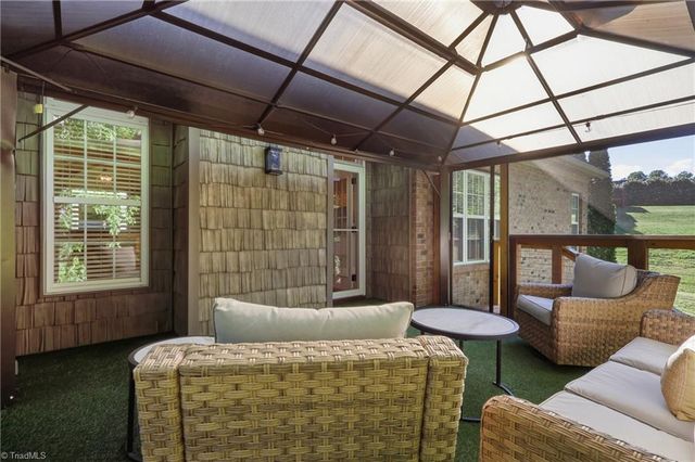 4693 Kellys Trail Court, Winston-salem, NC 27101