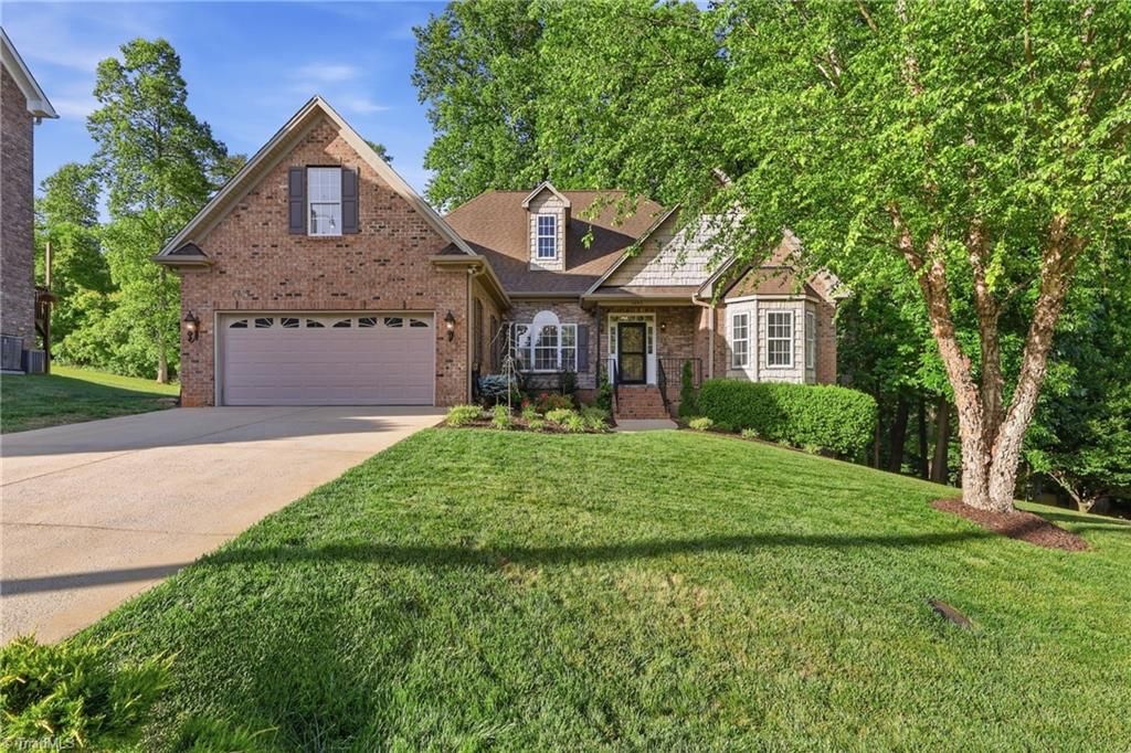 4693 Kellys Trail Court, Winston-salem, NC 27101