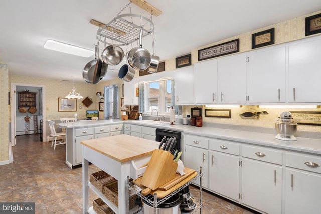 1355 REUNION CORNER, Gerrardstown, WV 25420