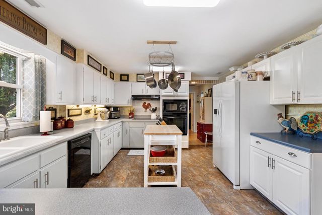 1355 REUNION CORNER, Gerrardstown, WV 25420