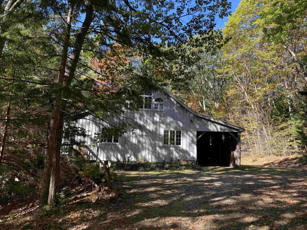 529 Finkel Road, Wardsboro, VT 05355