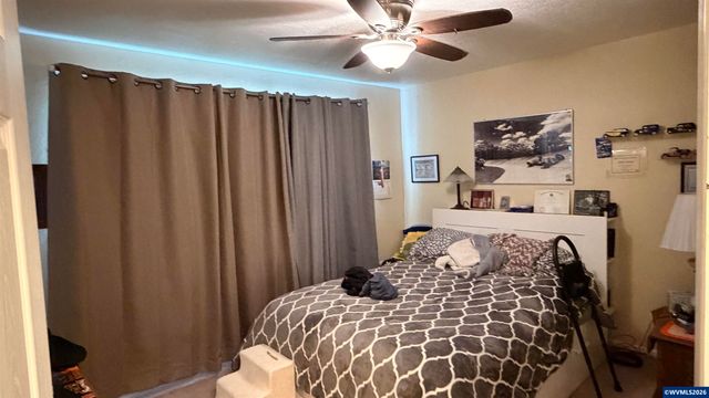 2055 NW Crittenden Lp, Albany, OR 97321
