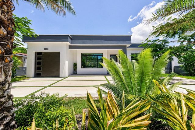 3933 Washington Street, Hollywood, FL 33021