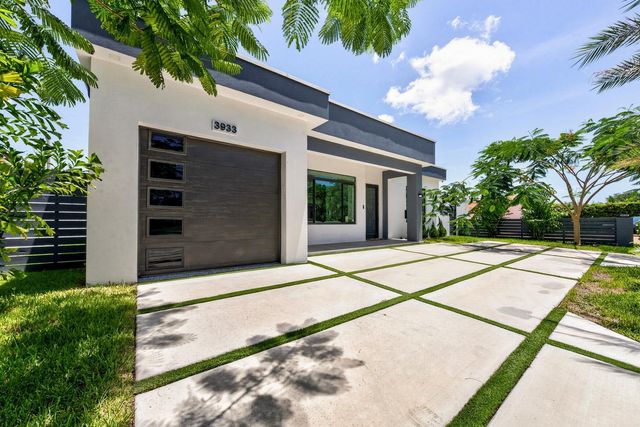3933 Washington Street, Hollywood, FL 33021