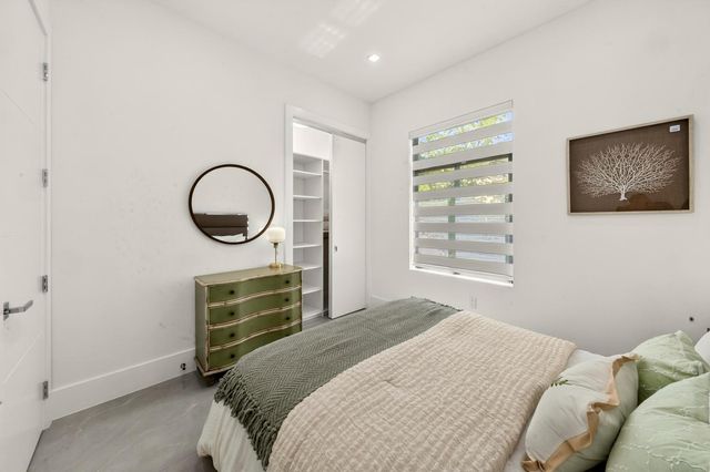 3933 Washington Street, Hollywood, FL 33021
