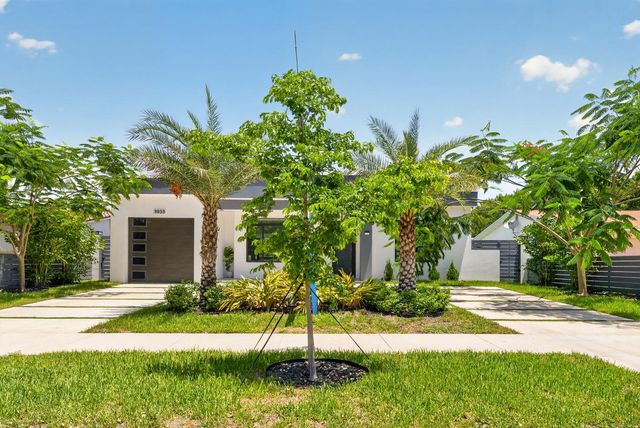 3933 Washington Street, Hollywood, FL 33021