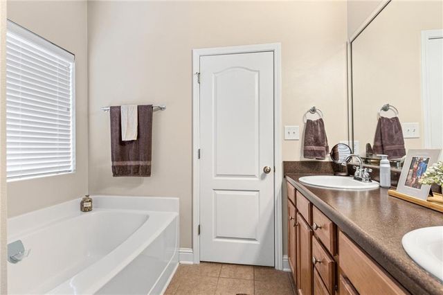 2570 Pecan Pointe Drive, Semmes, AL 36575