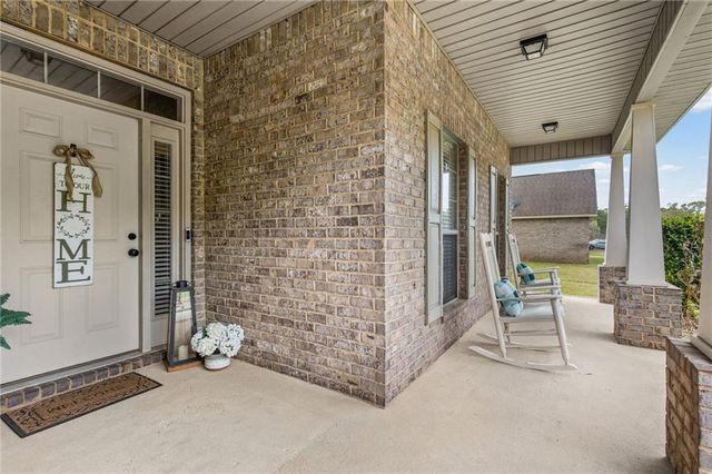 2570 Pecan Pointe Drive, Semmes, AL 36575