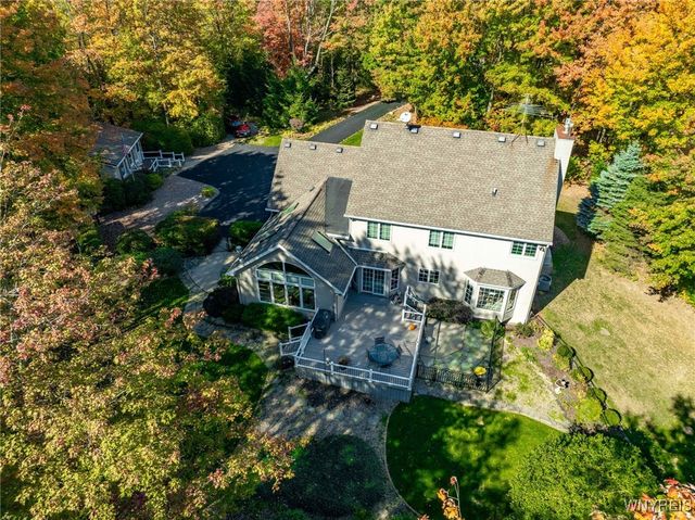 7353 Ward Road, Boston, NY 14127