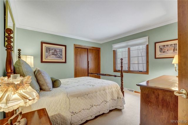 7353 Ward Road, Boston, NY 14127