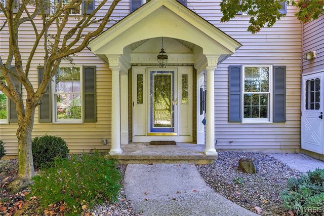 7353 Ward Road, Boston, NY 14127