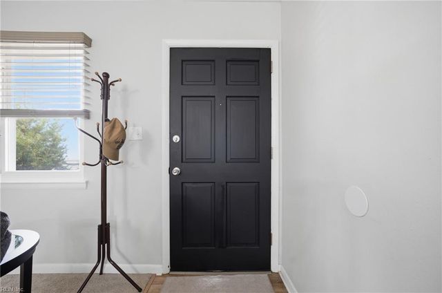 3132 Kenelm DR, Chesapeake, VA 23323