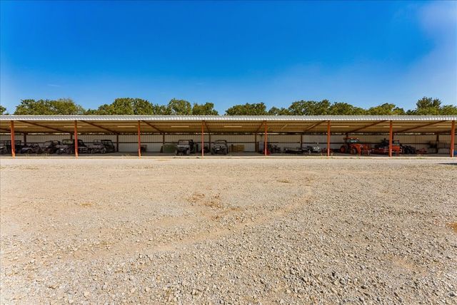 1812 CO 114 Road, Mingus, TX 76463