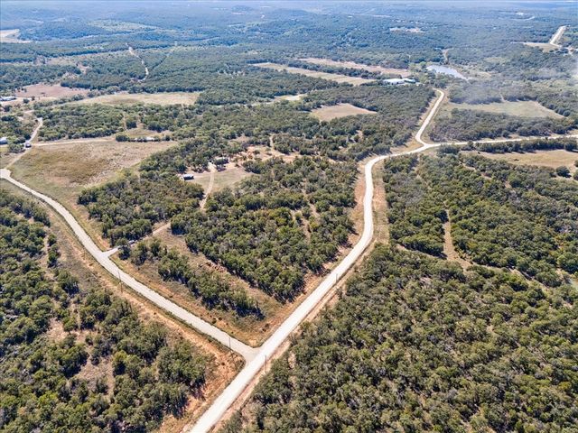 1812 CO 114 Road, Mingus, TX 76463