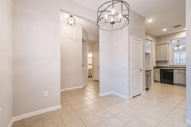 9718 Catalina Leaf Lane, Spring, TX 77379