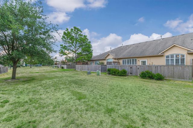 9718 Catalina Leaf Lane, Spring, TX 77379