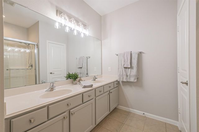 9718 Catalina Leaf Lane, Spring, TX 77379