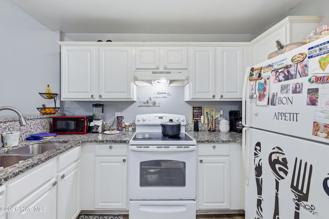 4217 Sequoia Court 4r, Wilmington, NC 28403