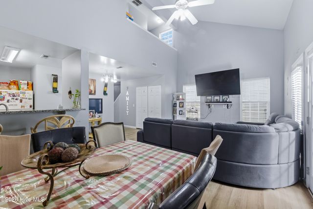 4217 Sequoia Court 4r, Wilmington, NC 28403