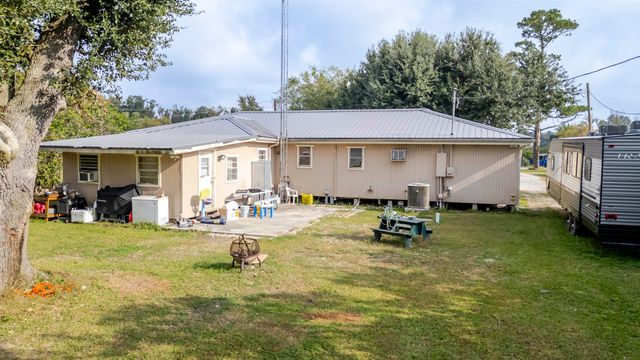 4306 Hwy 56, Houma, LA 70363