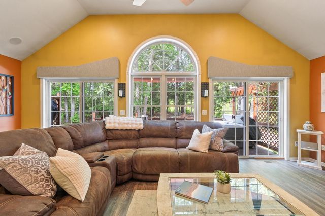 88 Horizon Drive, Goffstown, NH 03045