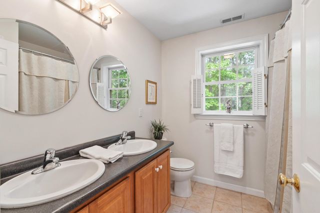 88 Horizon Drive, Goffstown, NH 03045