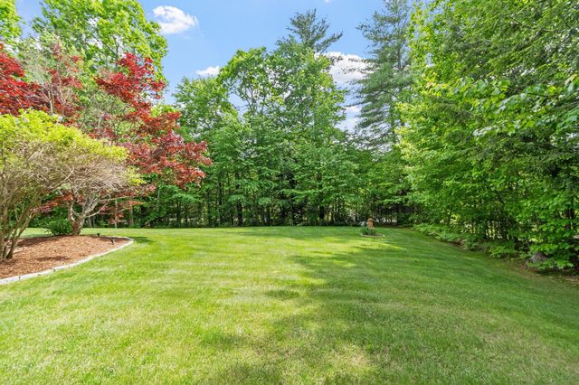 88 Horizon Drive, Goffstown, NH 03045