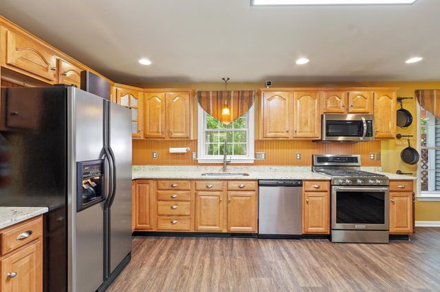 88 Horizon Drive, Goffstown, NH 03045