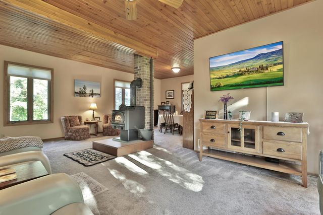 12897 Maxwell Road, Chisago City, MN 55013