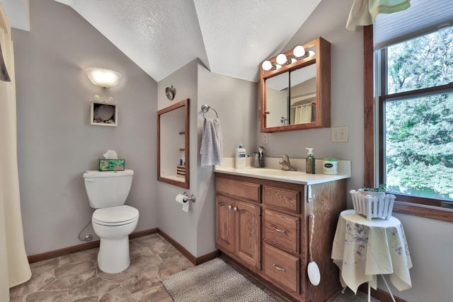 12897 Maxwell Road, Chisago City, MN 55013