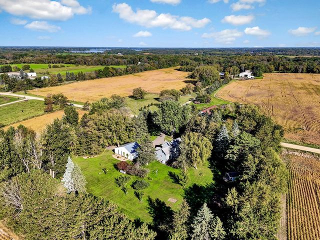 12897 Maxwell Road, Chisago City, MN 55013