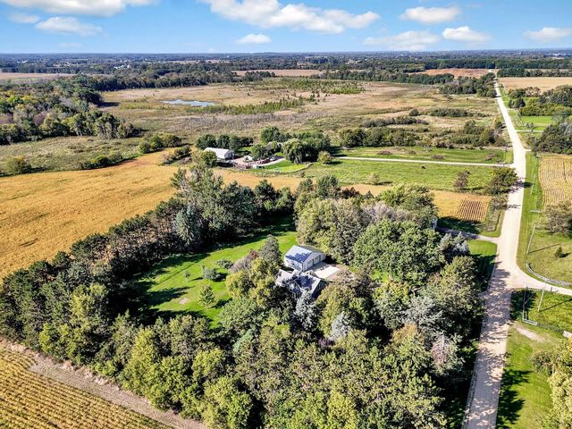 12897 Maxwell Road, Chisago City, MN 55013