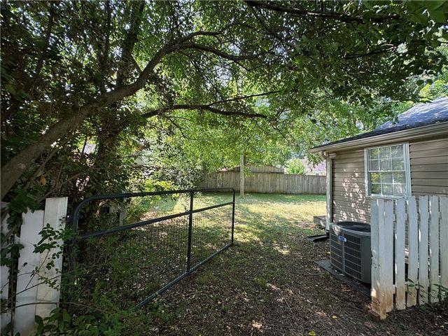 42 Sirrine Street, Seneca, SC 29678