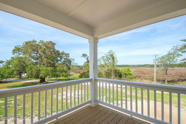 110 Fir Ridge Lane, Beaufort, NC 28516