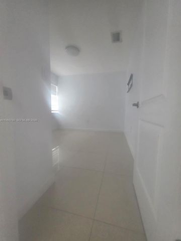 710 SW 99th Ct Cir, Miami, FL 33174