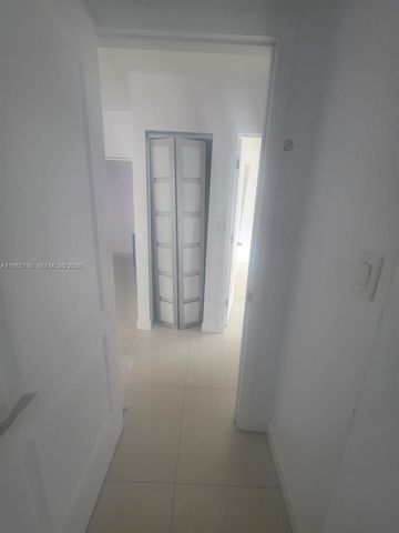 710 SW 99th Ct Cir, Miami, FL 33174