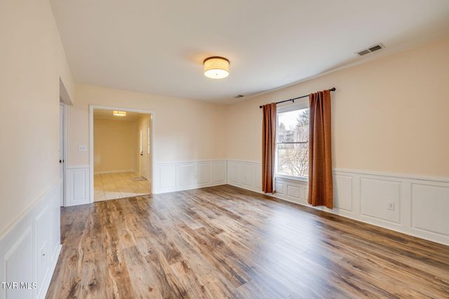 3320 Martindale Drive, Johnson City, TN 37601