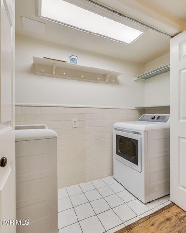 3320 Martindale Drive, Johnson City, TN 37601