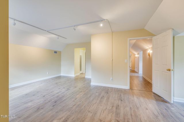 3320 Martindale Drive, Johnson City, TN 37601